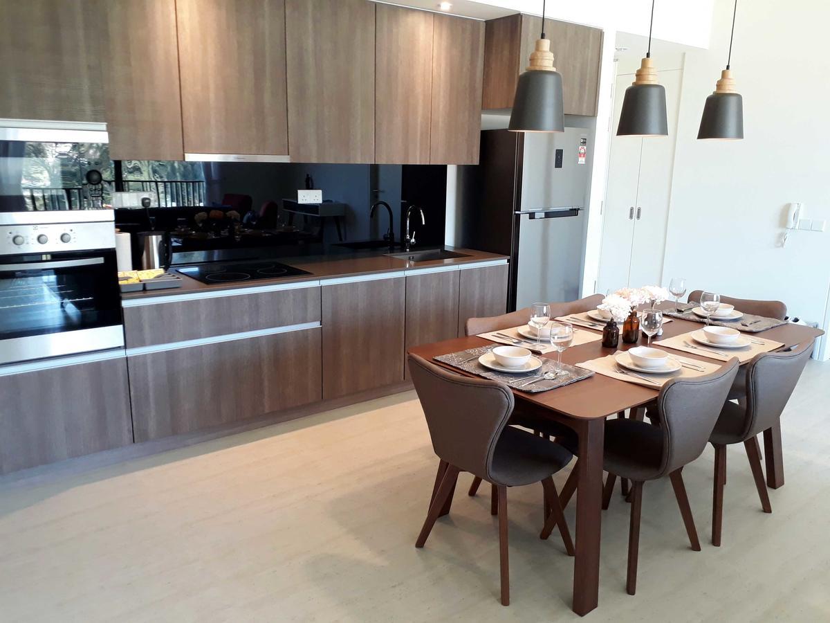 By The Sea Suites - Managed By Sdb Host Batu Ferringhi Exterior foto