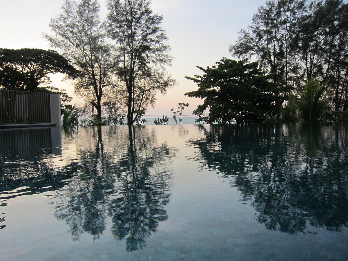 By The Sea Suites - Managed By Sdb Host Batu Ferringhi Exterior foto