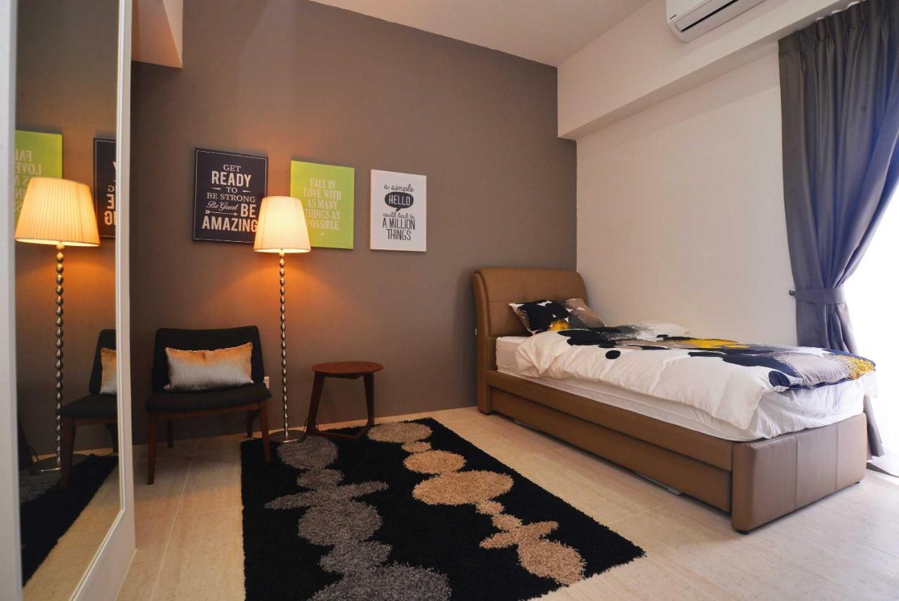 By The Sea Suites - Managed By Sdb Host Batu Ferringhi Exterior foto